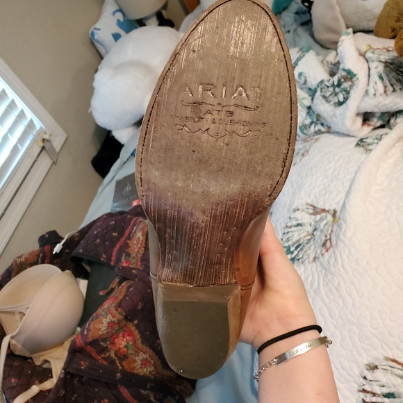 Ariat Boots - Picture 3 of 4